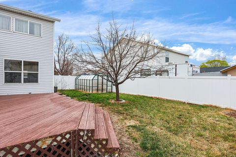 Tiny photo for 2188 W 2220 N, Clinton, UT 84015 (MLS # 2144979)