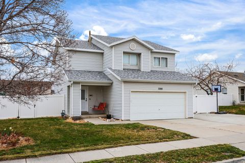 Photo of 2188 W 2220 N, Clinton, UT 84015 (MLS # 2144979)