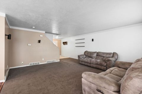 Tiny photo for 2188 W 2220 N, Clinton, UT 84015 (MLS # 2144979)