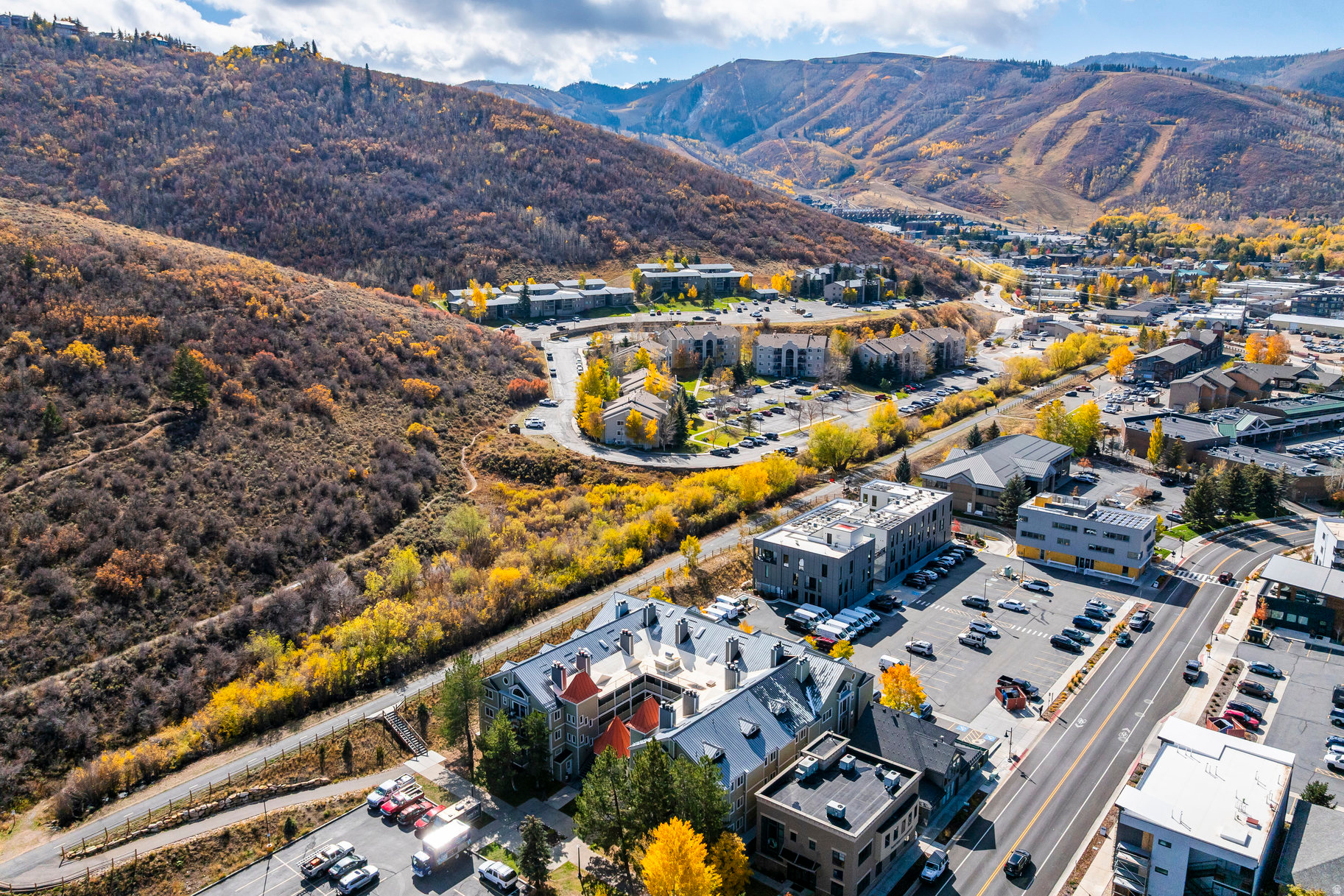 SUN CREEK - Residential