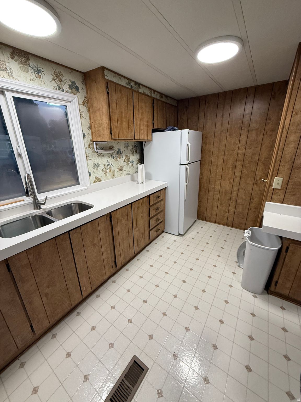 SWEETWATER TRAILER - Residential