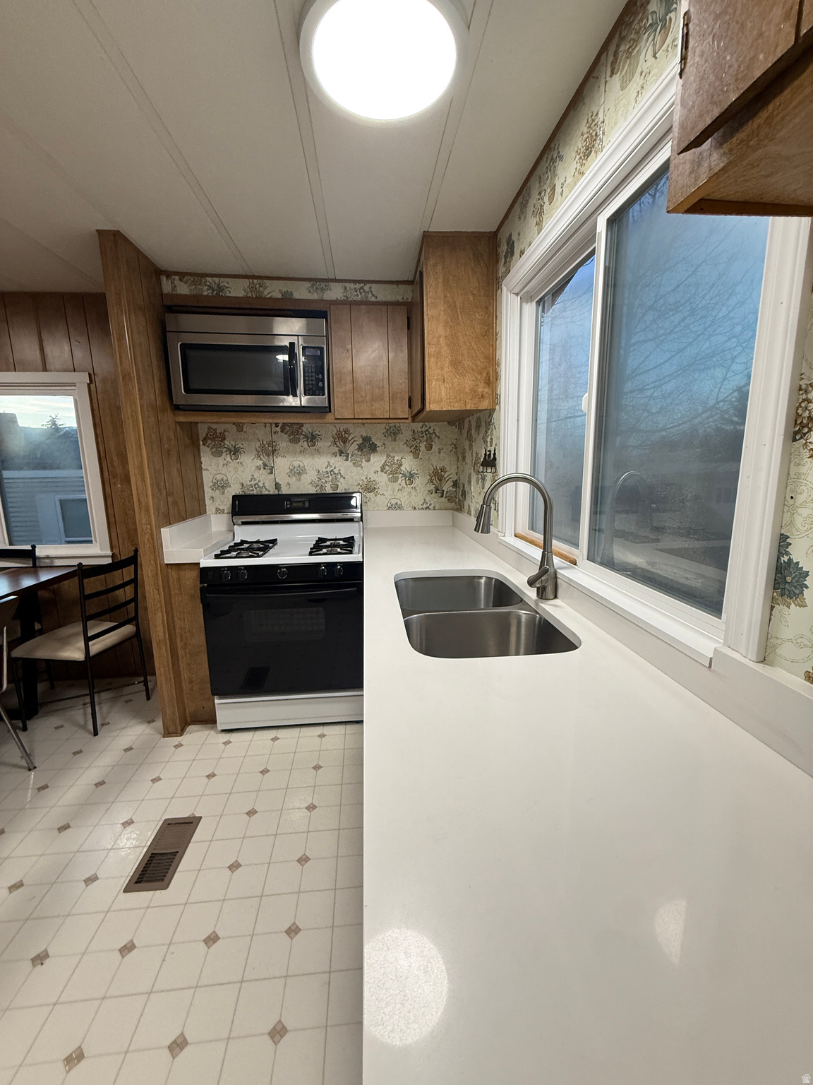 SWEETWATER TRAILER - Residential