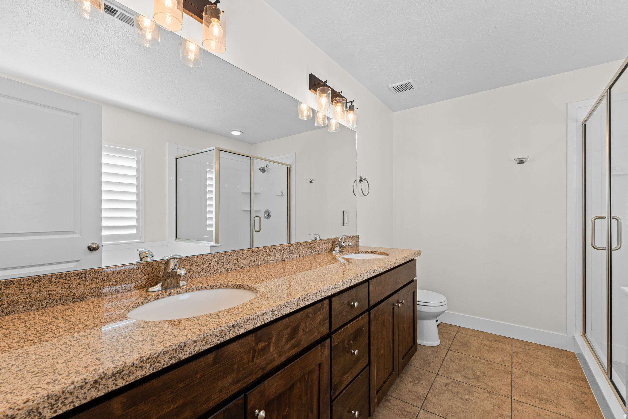 ESTATES AT MUTTON HO - Residential