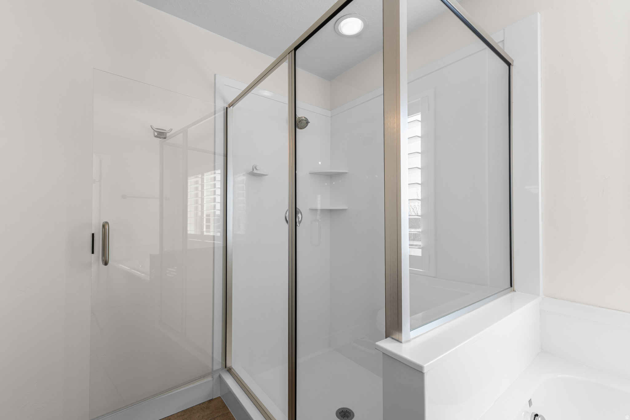 ESTATES AT MUTTON HO - Residential