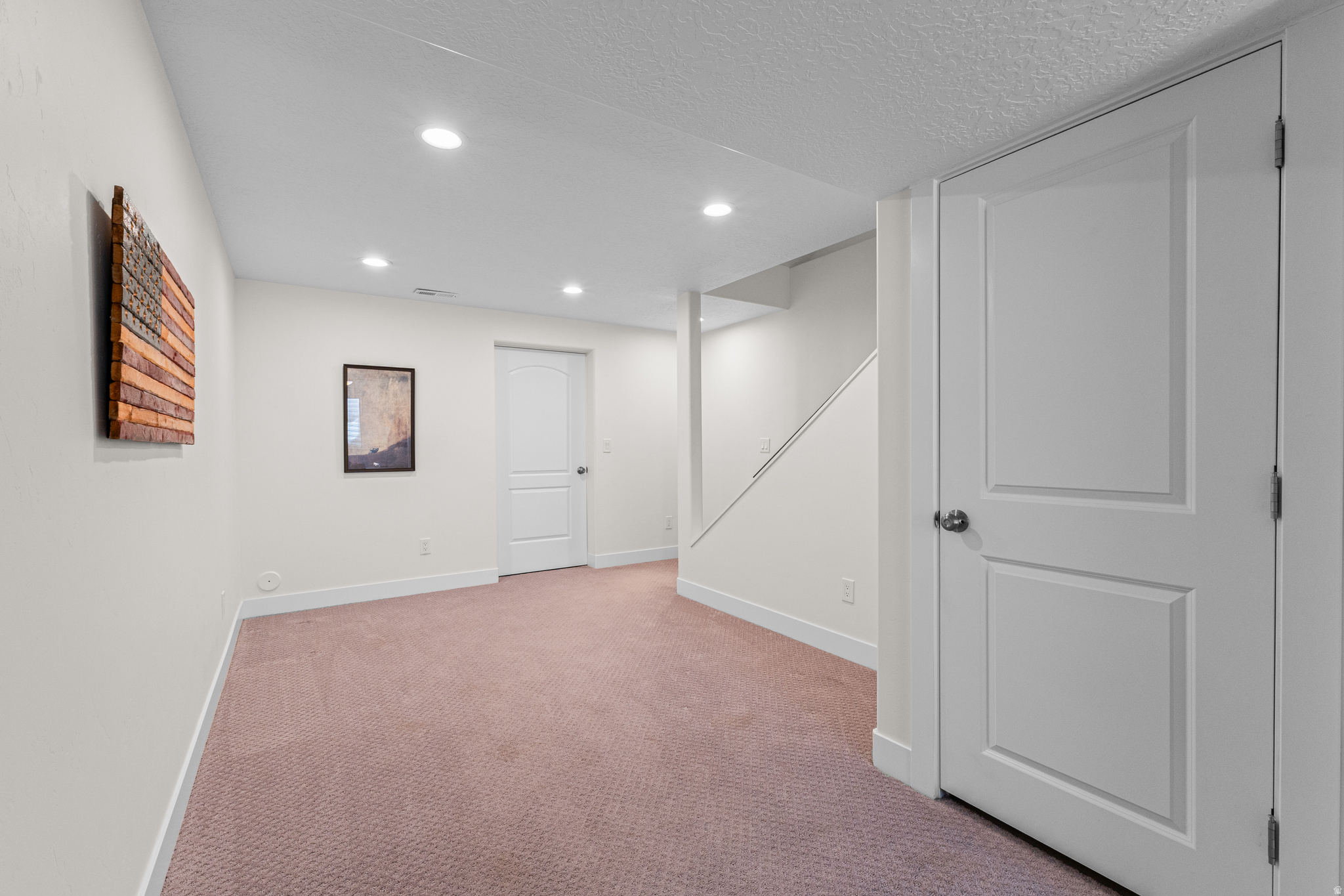 ESTATES AT MUTTON HO - Residential