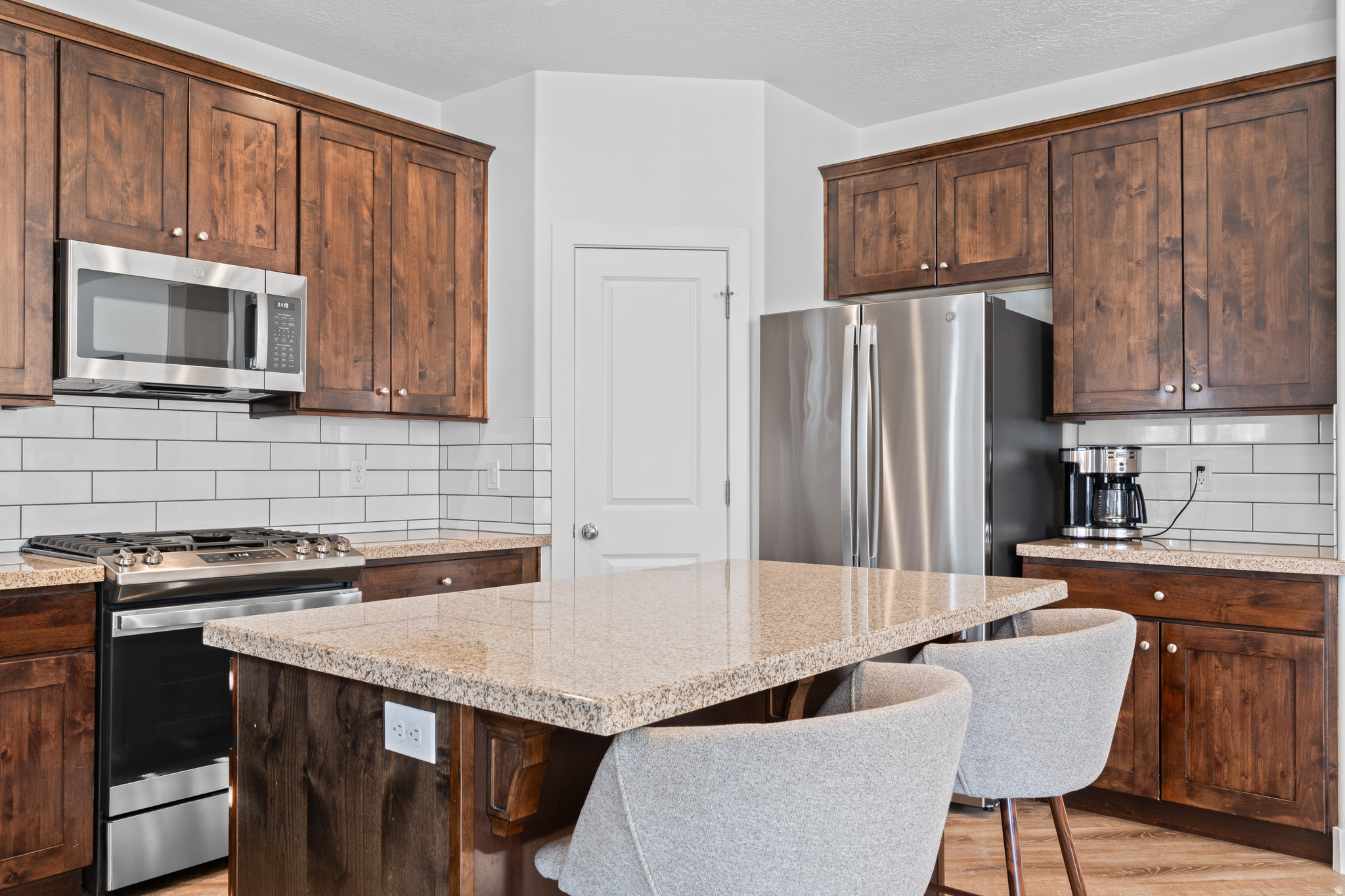 ESTATES AT MUTTON HO - Residential