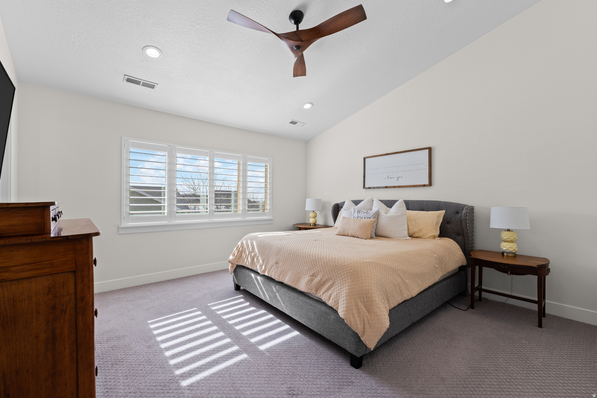 ESTATES AT MUTTON HO - Residential