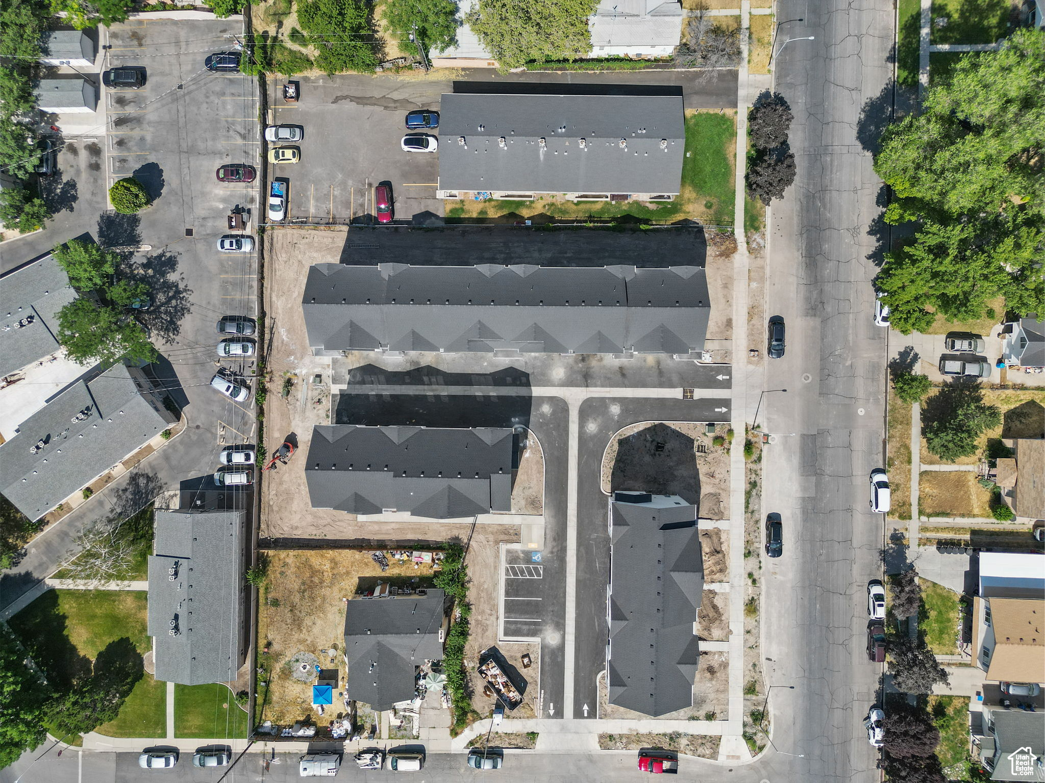 Provo, Utah 84606, United States, 3 Bedrooms Bedrooms, ,3 BathroomsBathrooms,Residential,Pending,184945