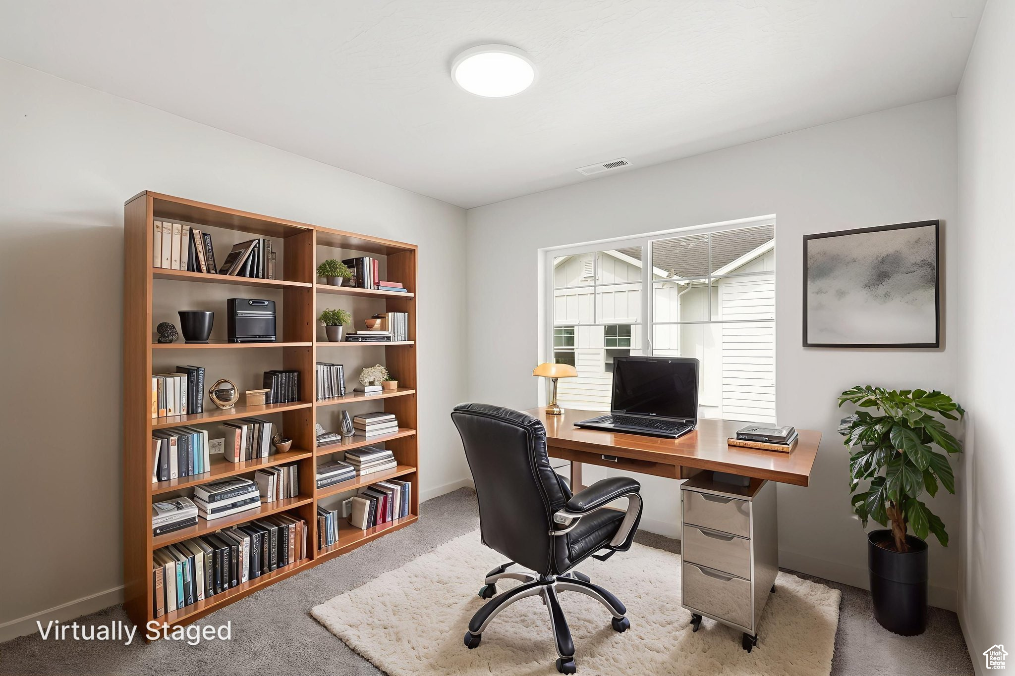 Provo, Utah 84606, United States, 3 Bedrooms Bedrooms, ,3 BathroomsBathrooms,Residential,Pending,184945