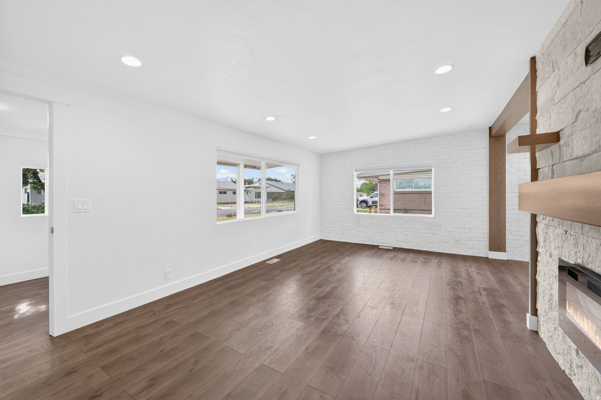 HILLSDALE SUB - Residential