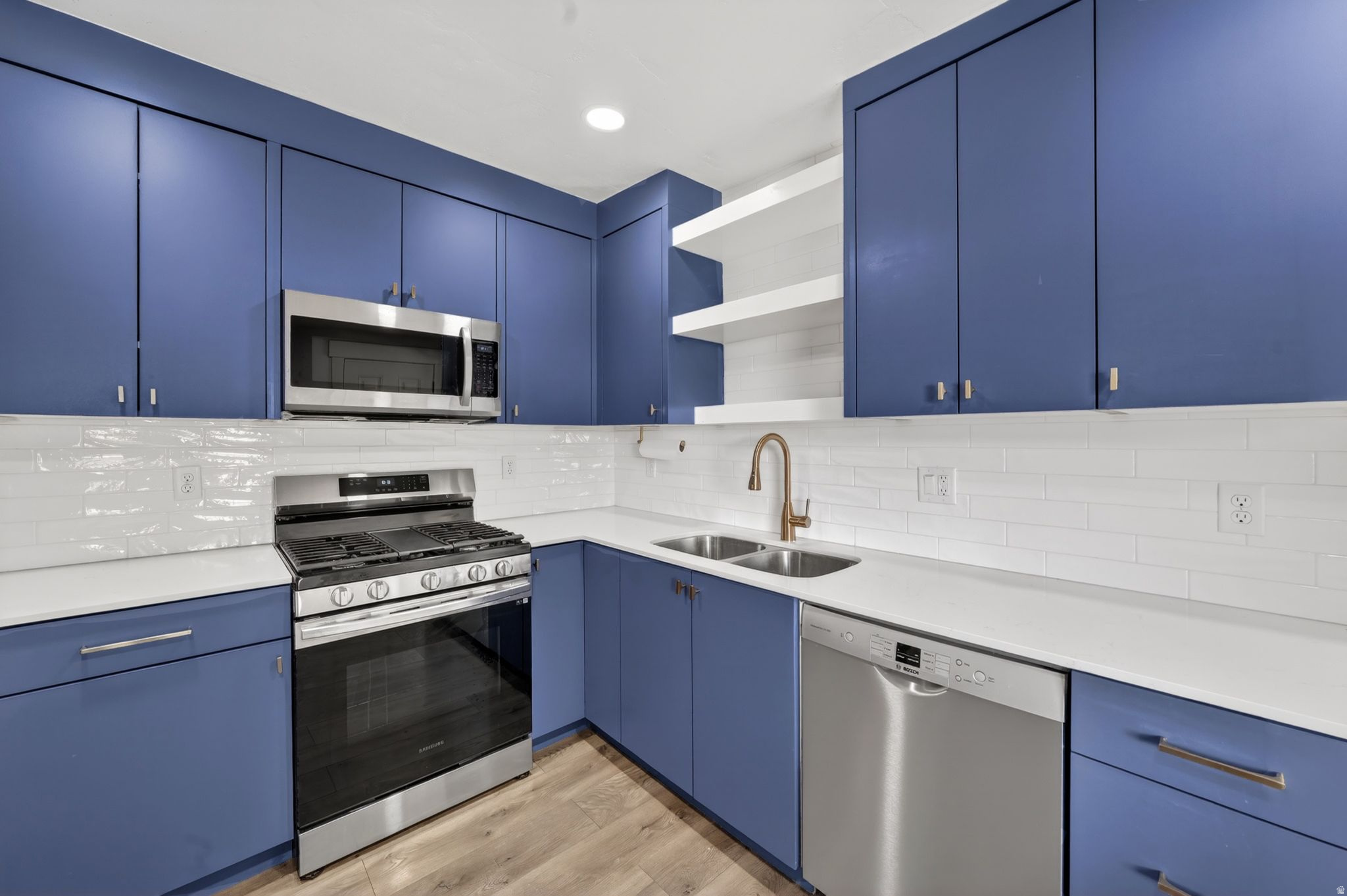 HILLSDALE SUB - Residential