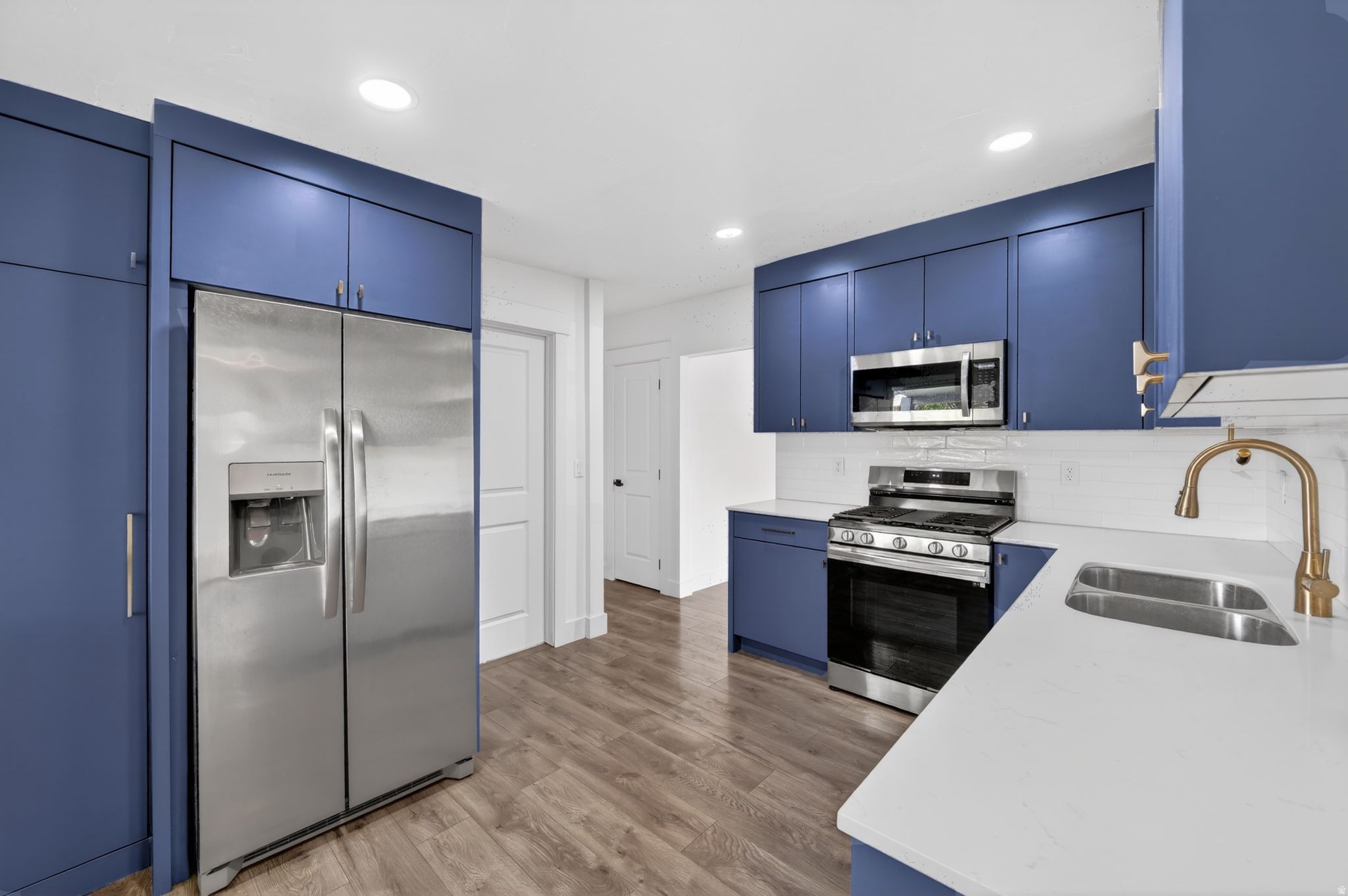 HILLSDALE SUB - Residential