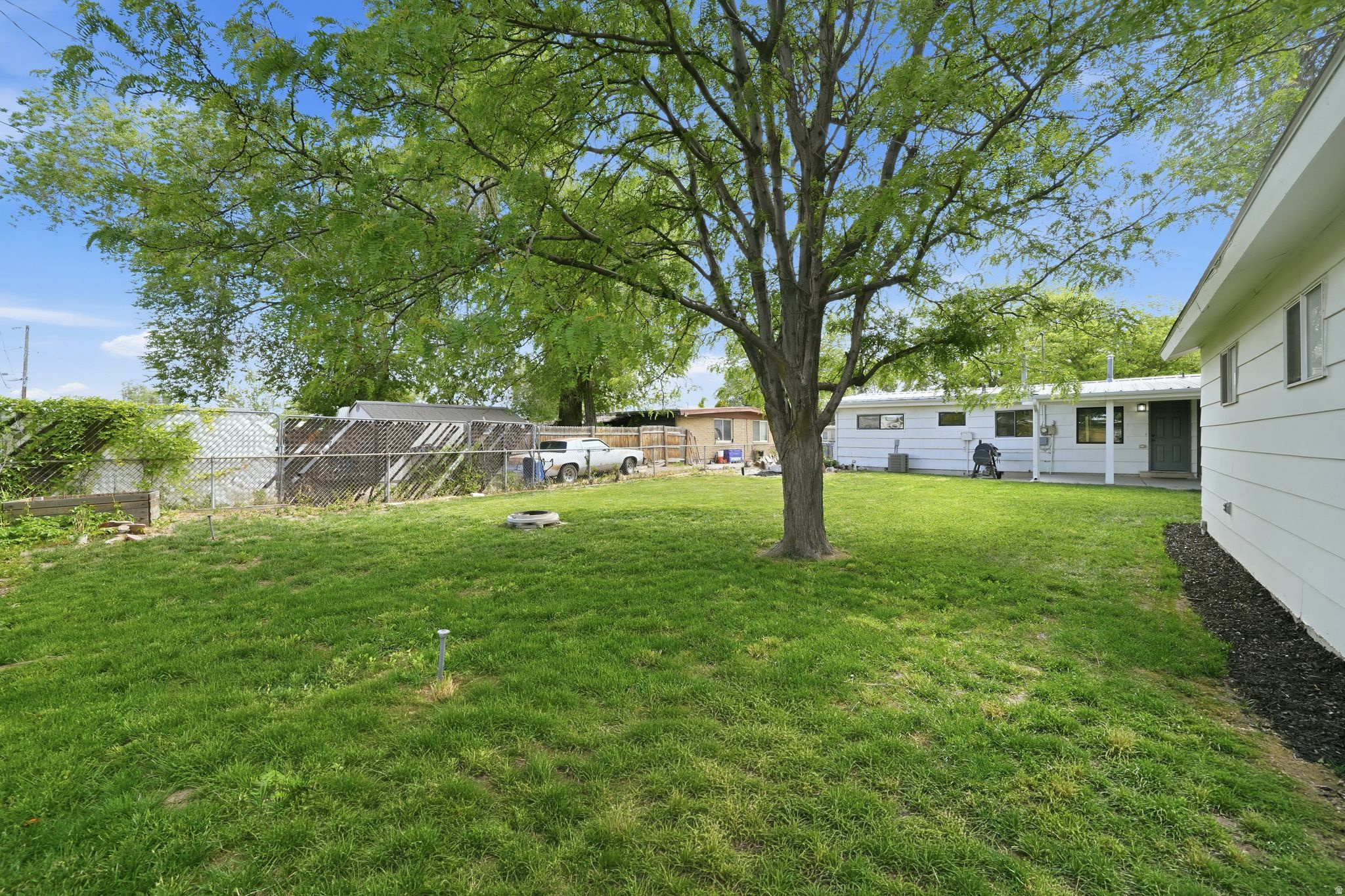 HILLSDALE SUB - Residential
