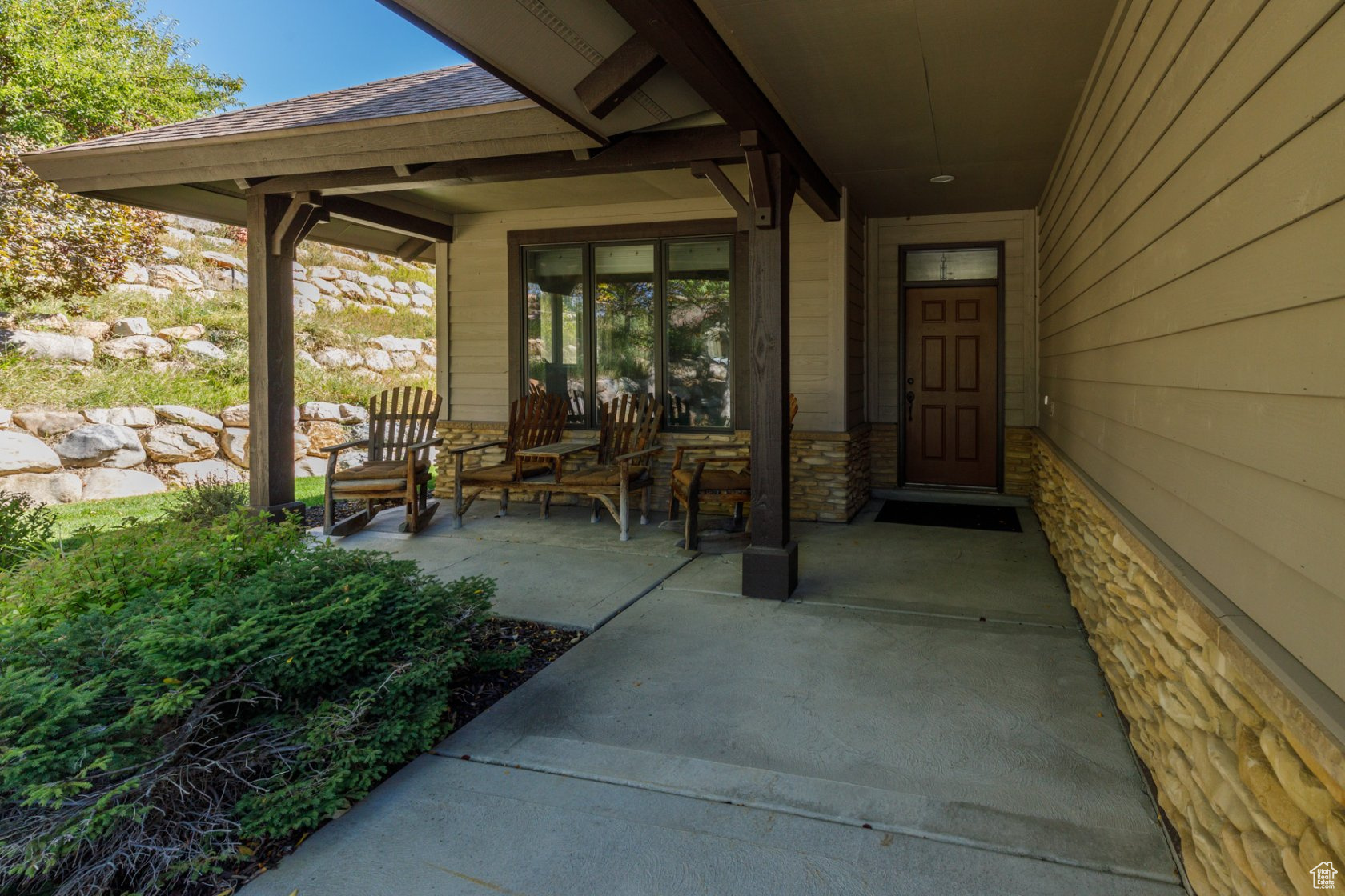 TRAPPERS RIDGE - Residential