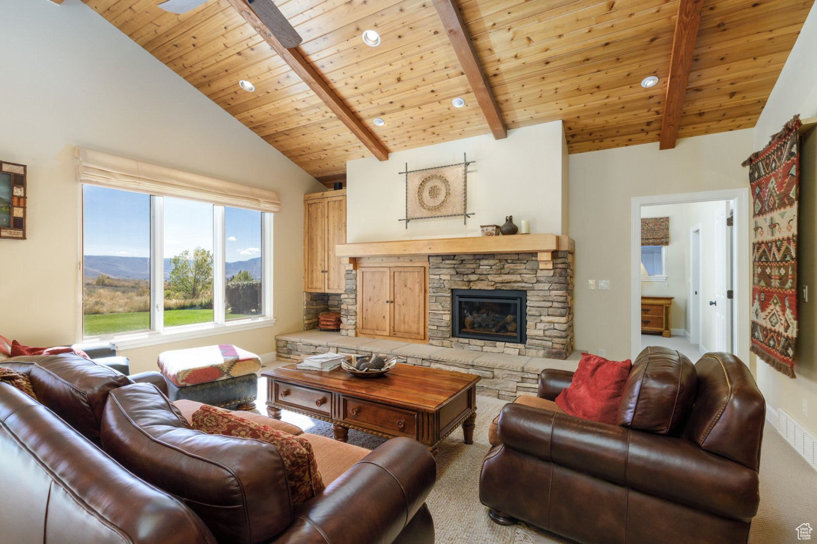 TRAPPERS RIDGE - Residential