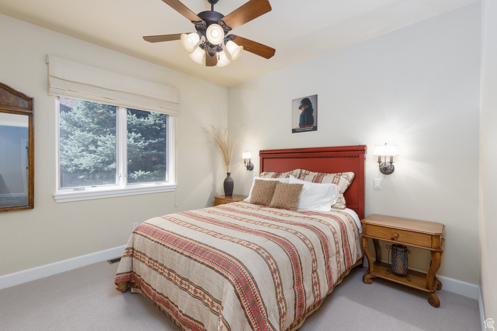TRAPPERS RIDGE - Residential