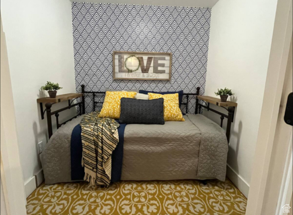 MEADOWS - Residential