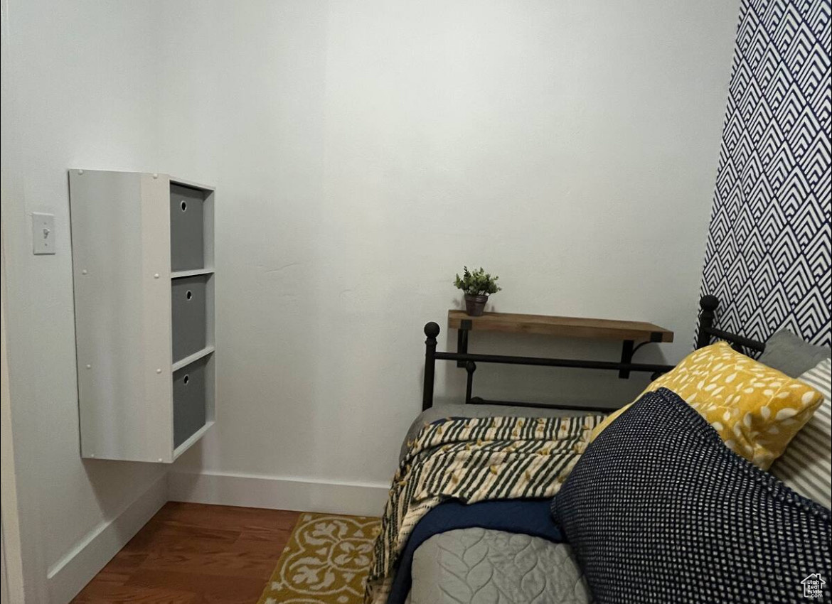 MEADOWS - Residential