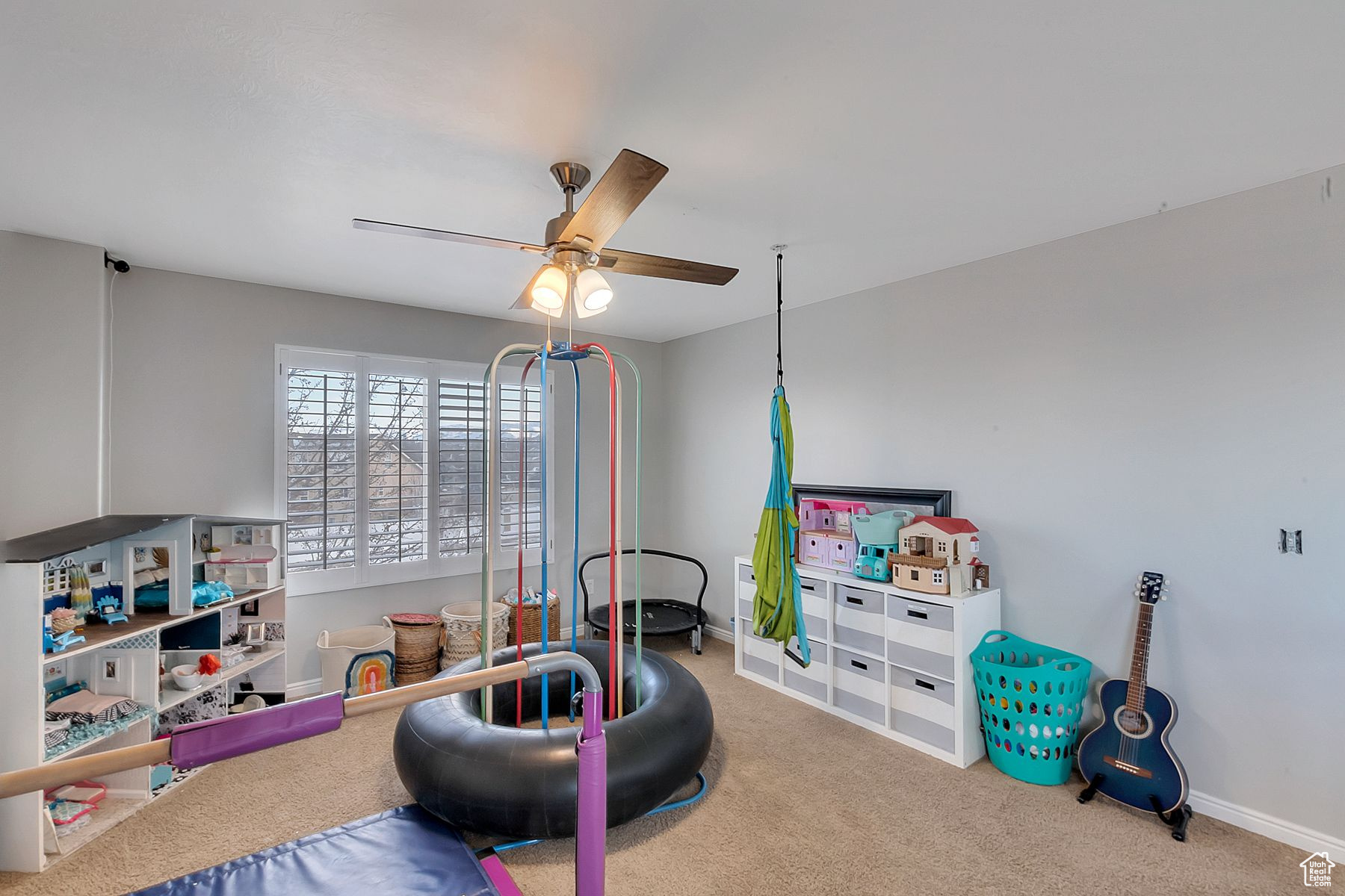 MEADOWS - Residential