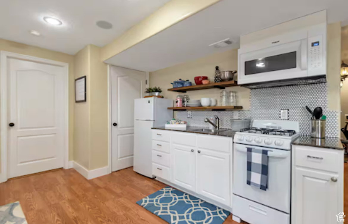 MEADOWS - Residential