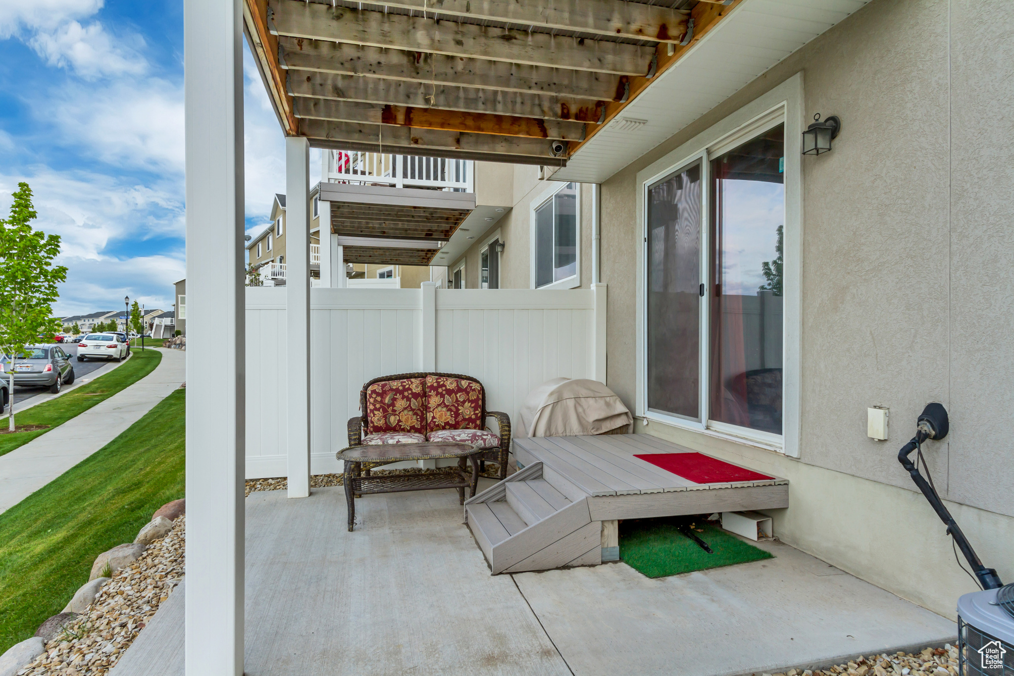 SHADOW RUN - Residential