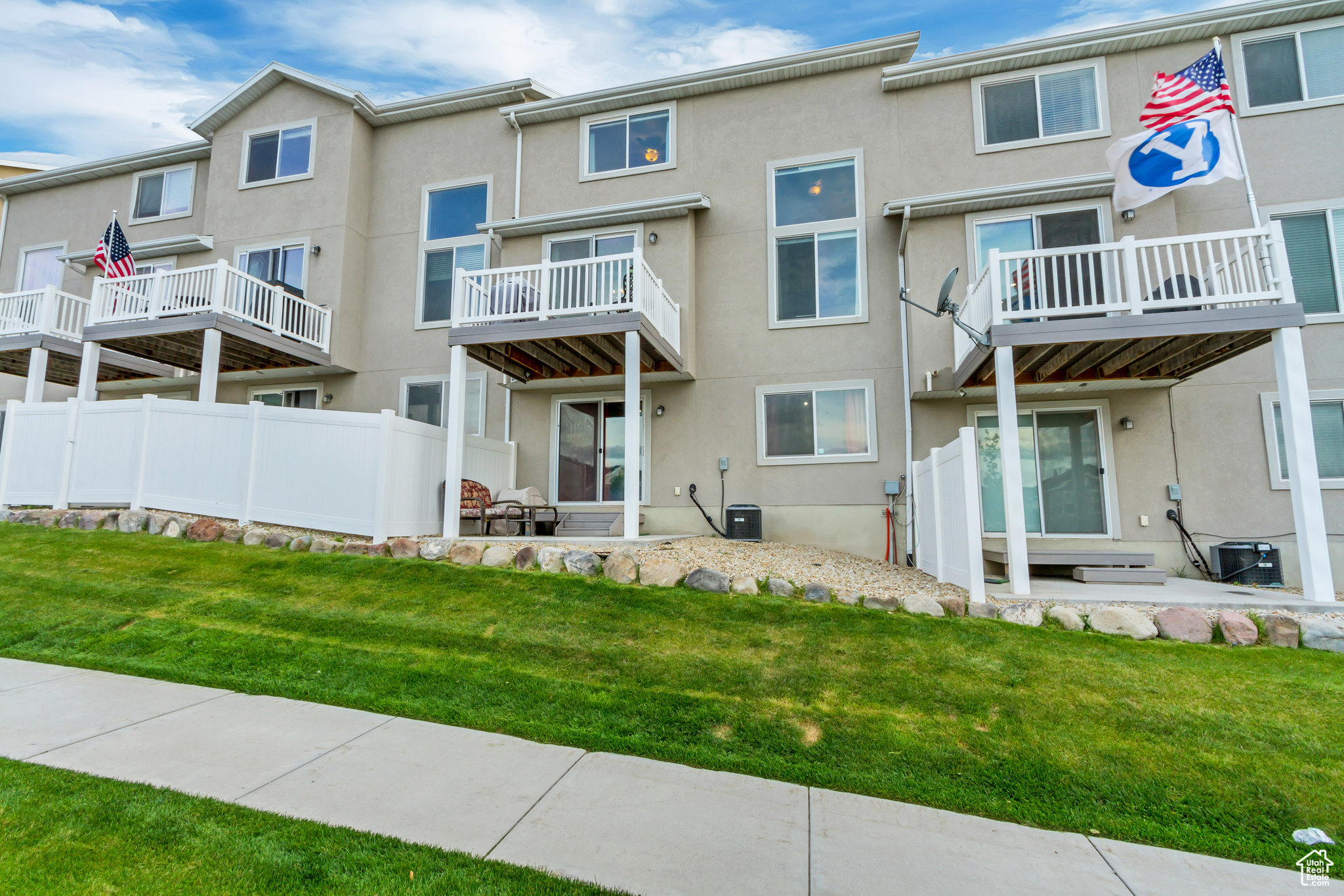 SHADOW RUN - Residential