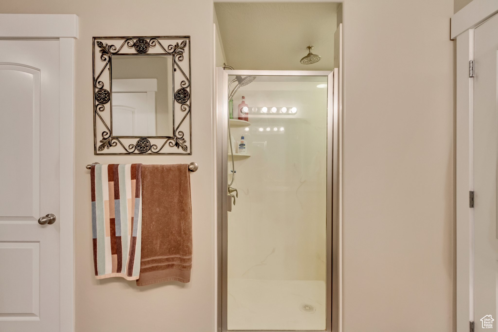 SHADOW RUN - Residential