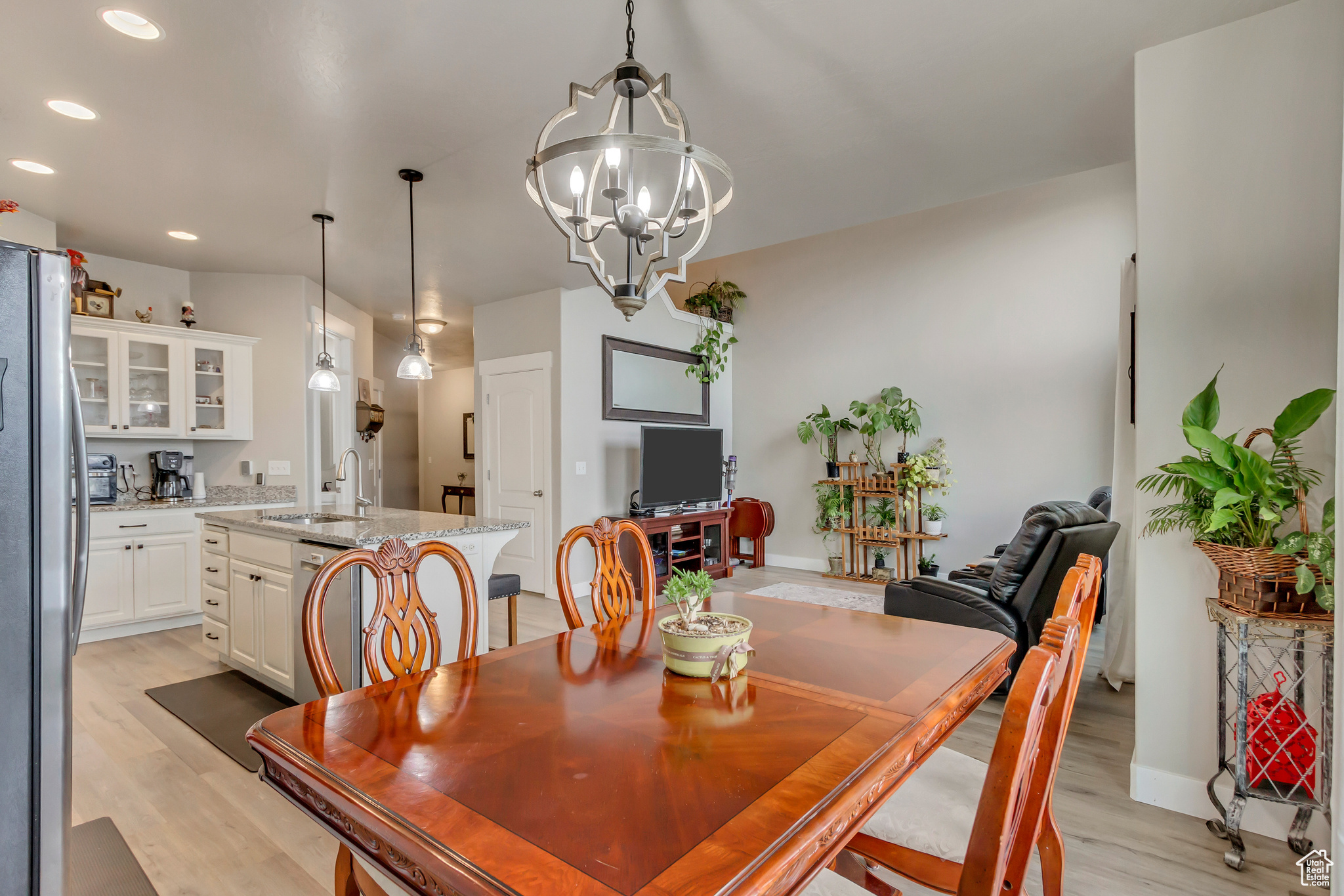 SHADOW RUN - Residential