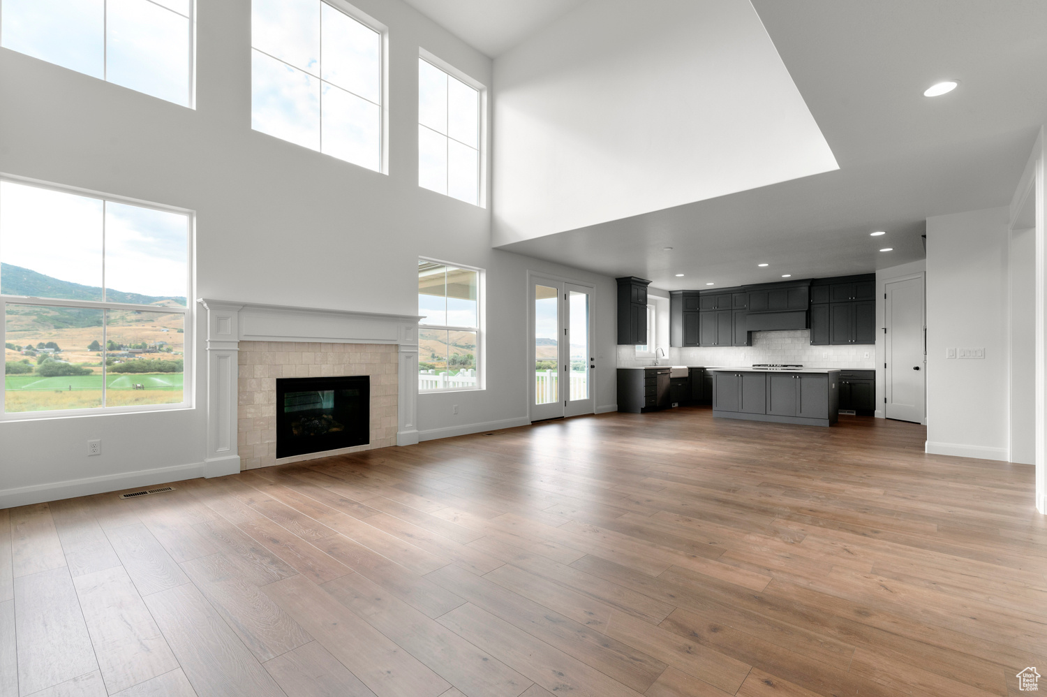 COUNTRYSIDE 9 - Residential