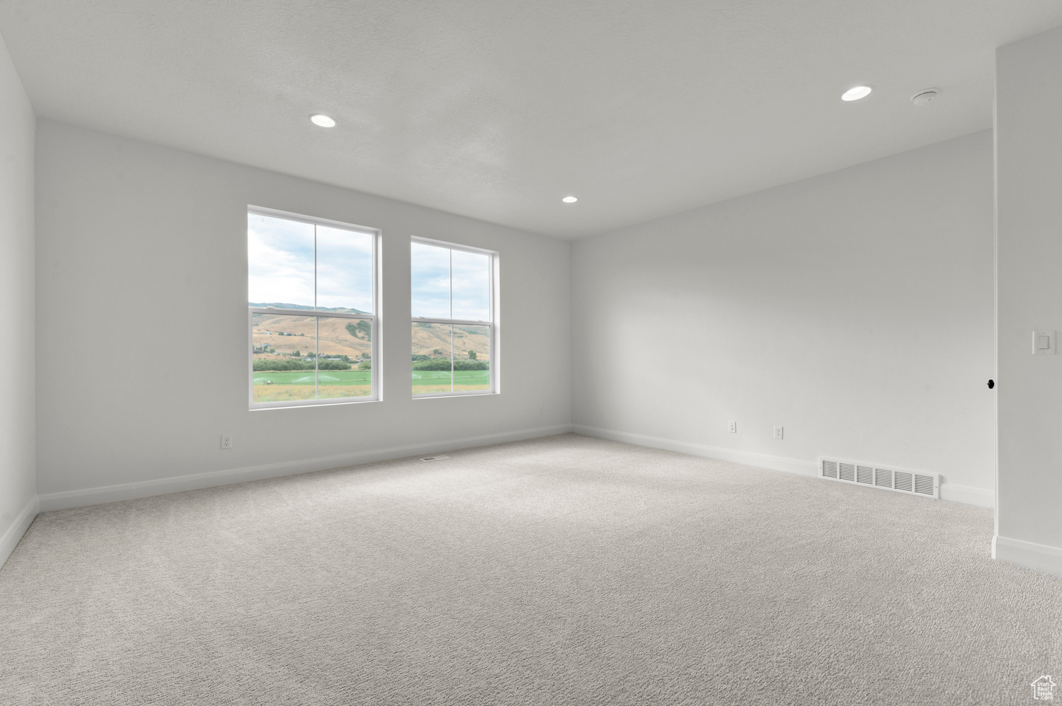 COUNTRYSIDE 9 - Residential