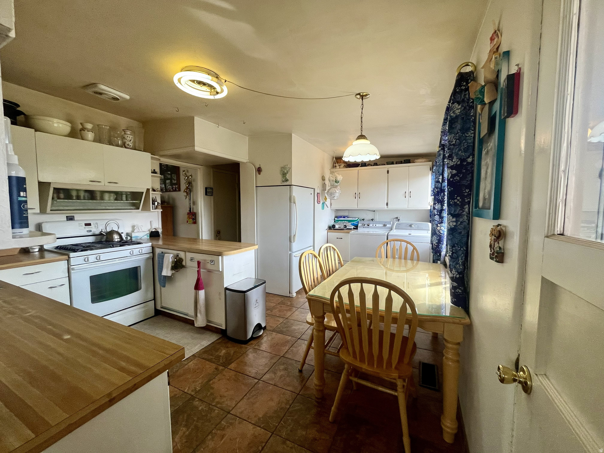 WALKER - Residential