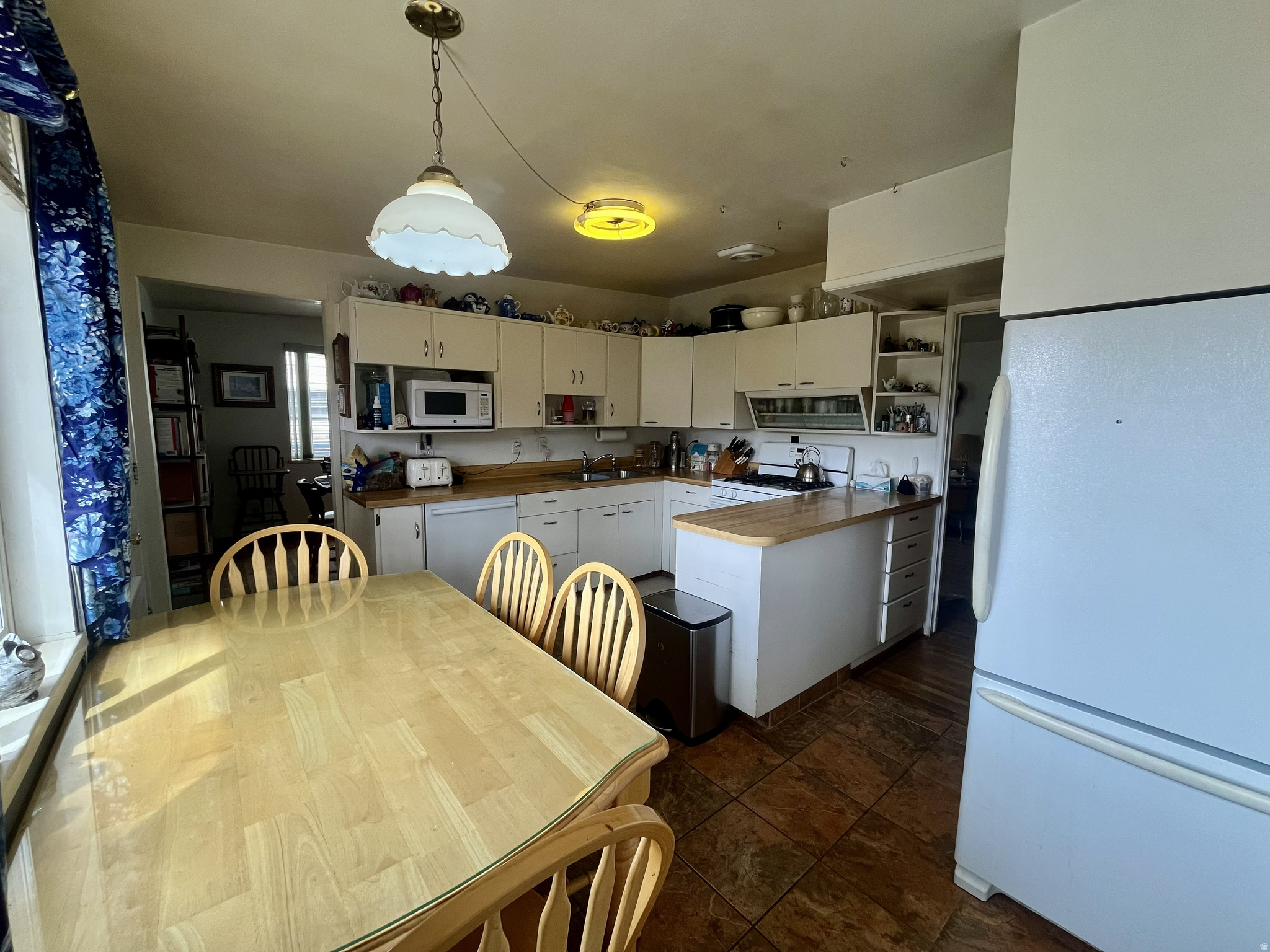 WALKER - Residential