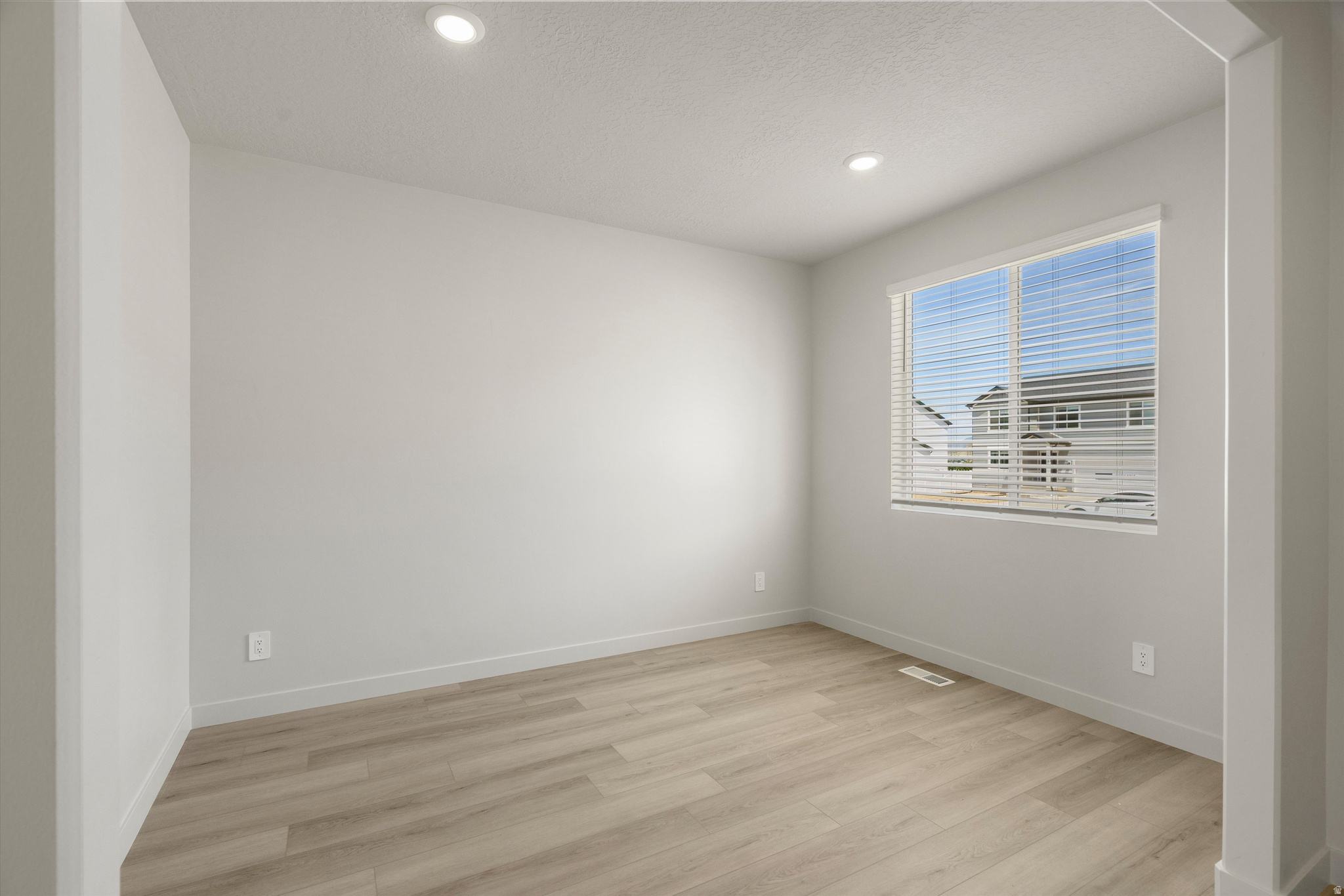 STRATTON ACRES - Residential