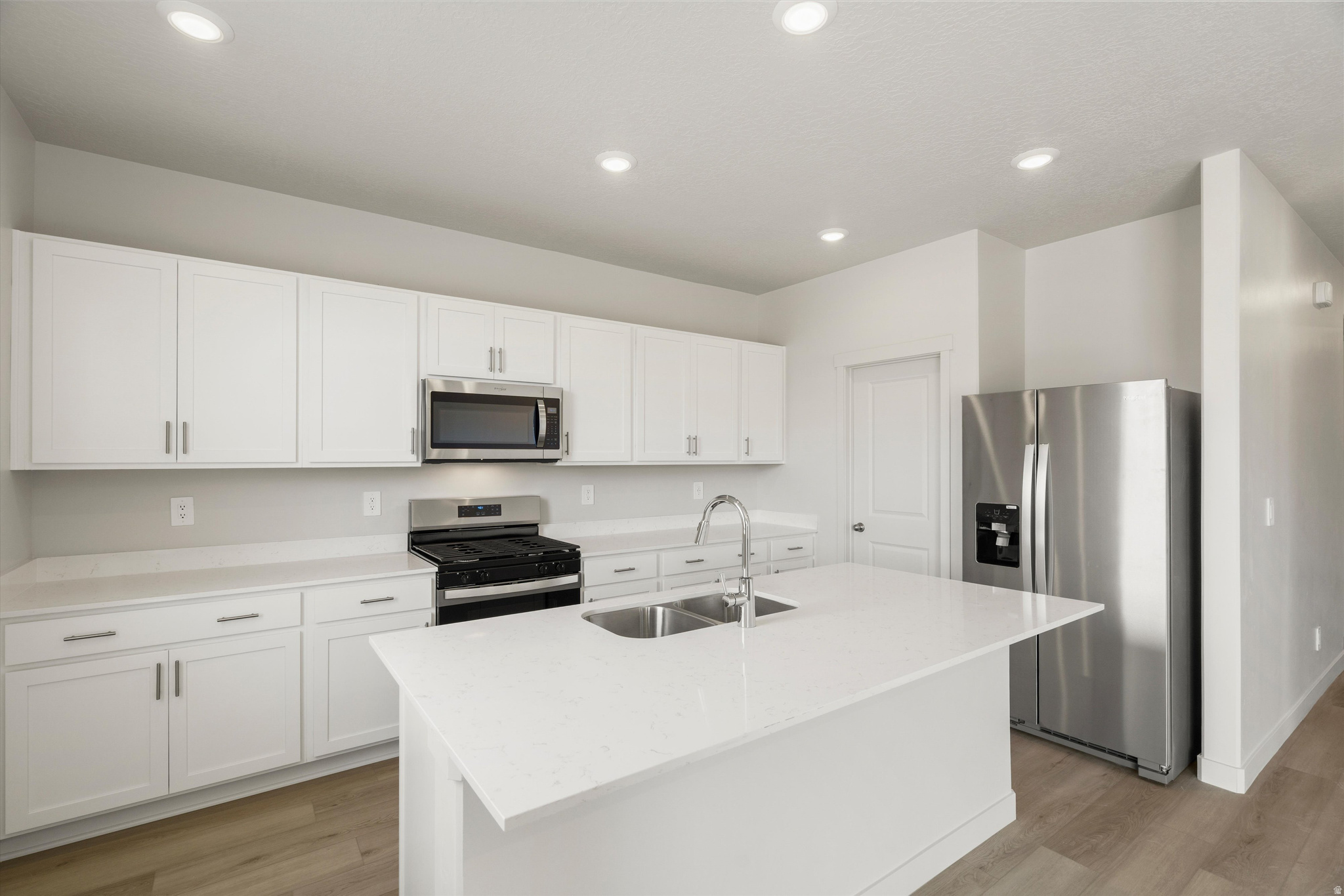 STRATTON ACRES - Residential