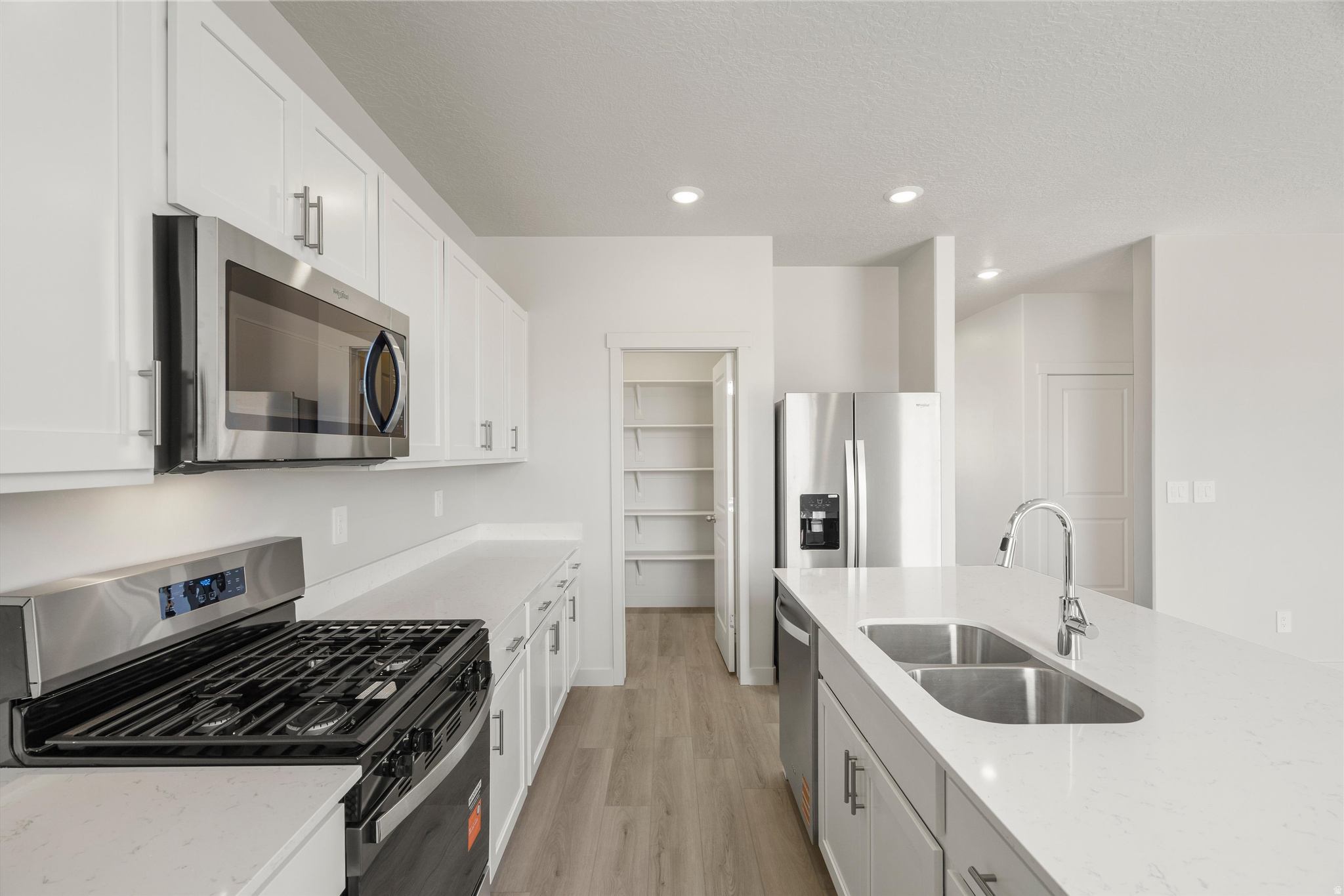 STRATTON ACRES - Residential