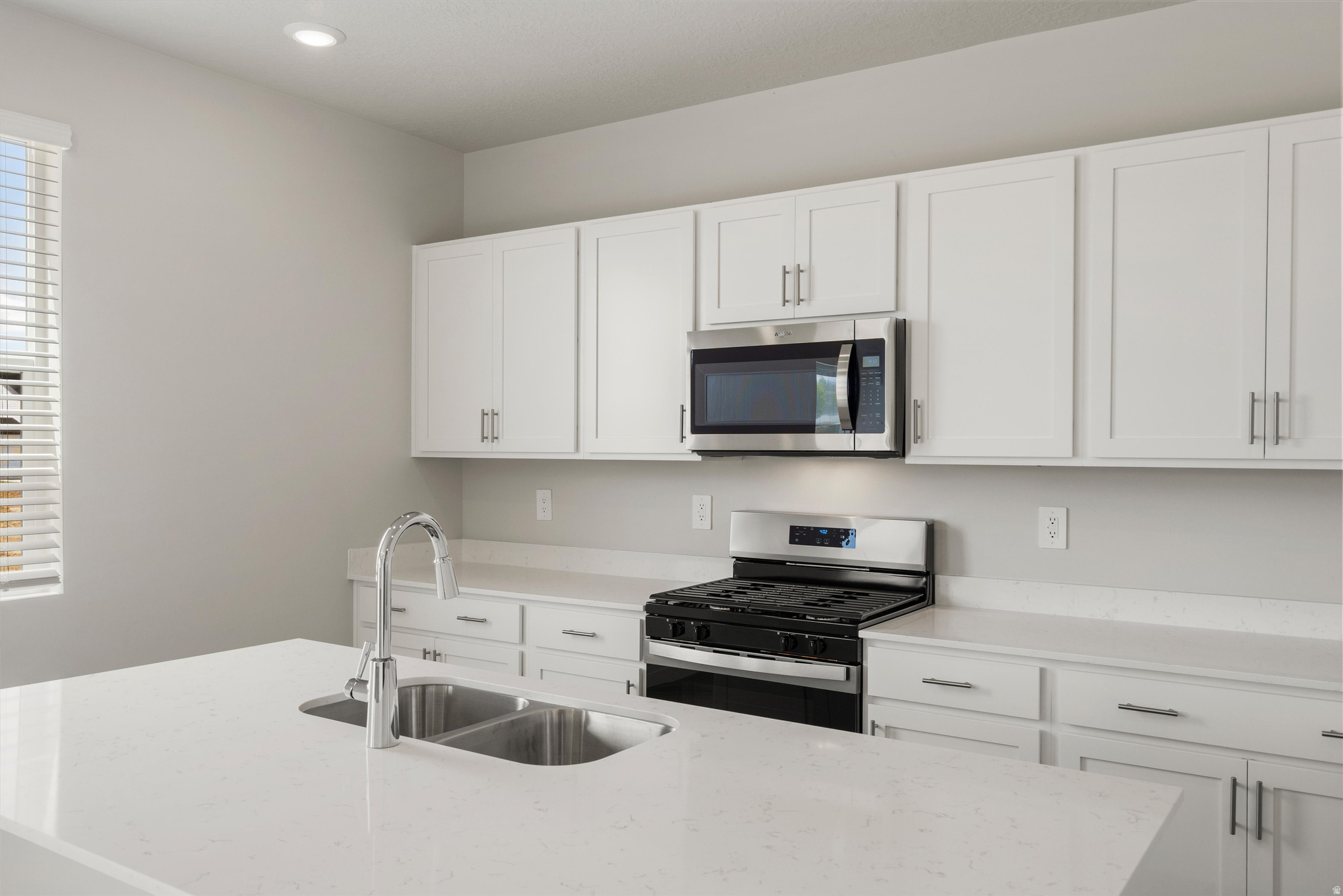 STRATTON ACRES - Residential
