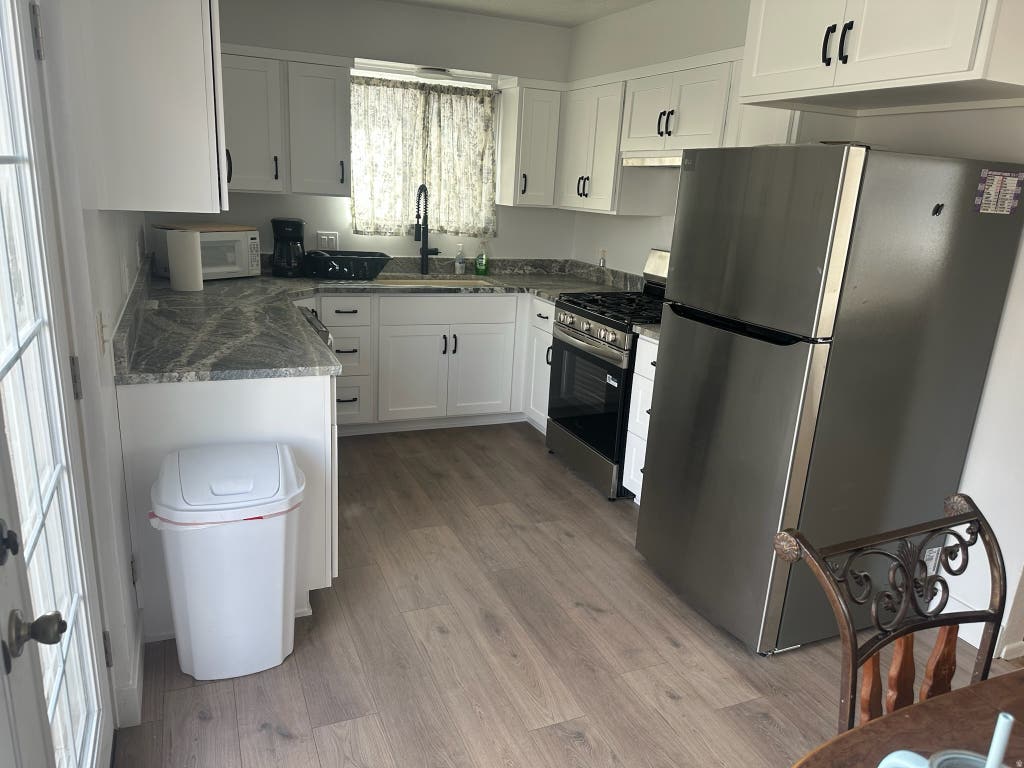 Photo of 720 N 1000 E, Lehi, UT 84043 (MLS # 2175606)
