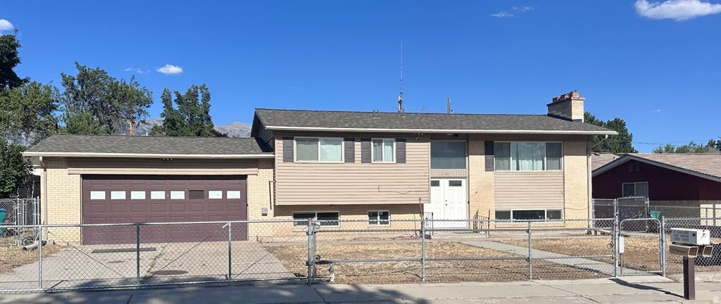 Photo of 720 N 1000 E, Lehi, UT 84043 (MLS # 2175606)