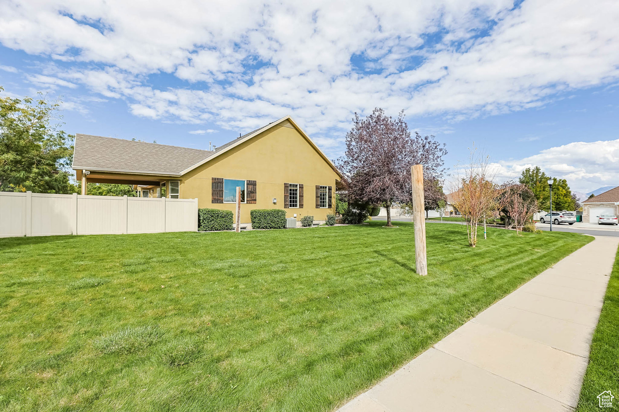WOOD CREEK # 7 - Residential