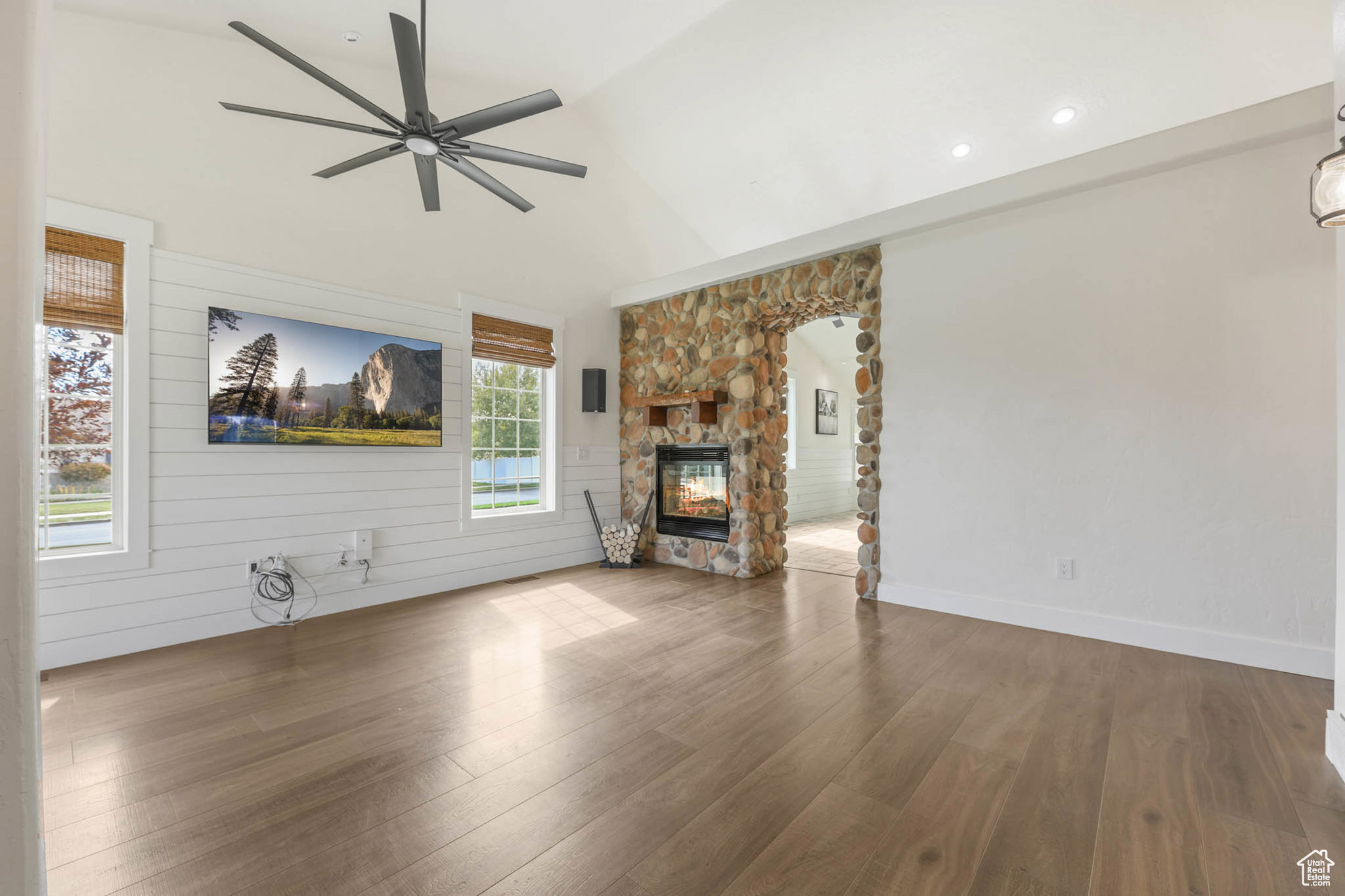 WOOD CREEK # 7 - Residential