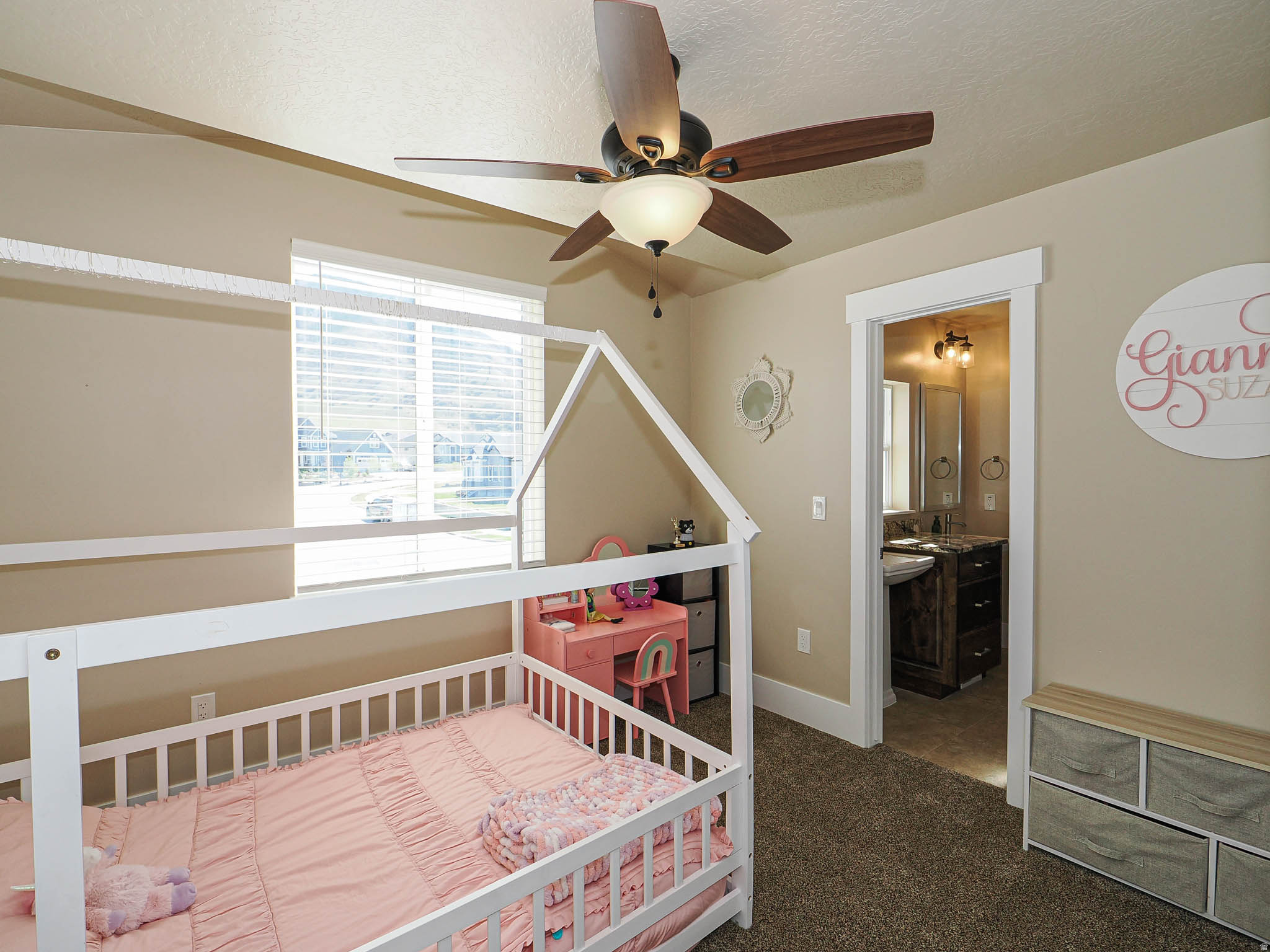 SKYLINE RIDGE SUBDIVISION - Residential