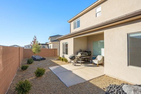 Tiny photo for 1382 E WHITE DESERT DR, Saint George, UT 84790 (MLS # 2126713)