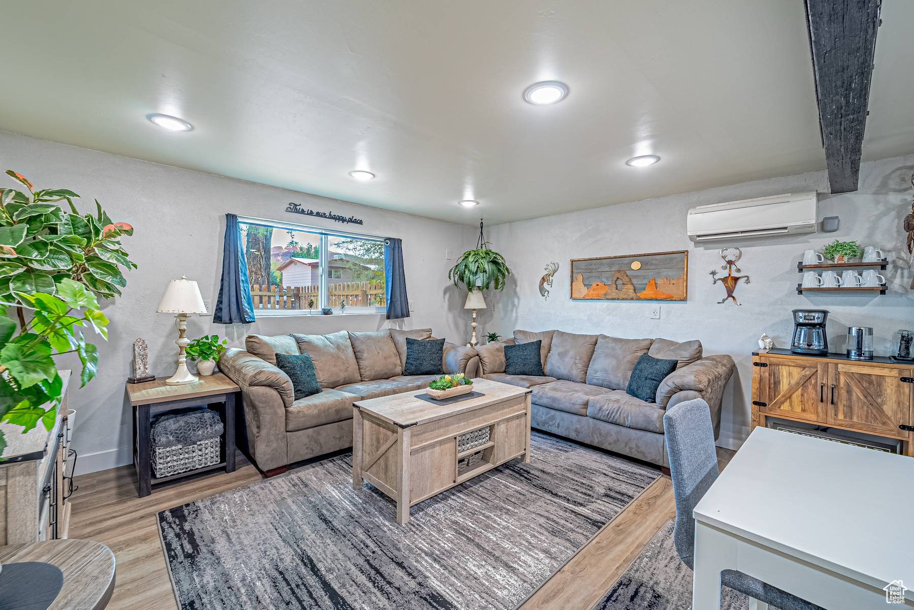 PALISADES - Residential Income