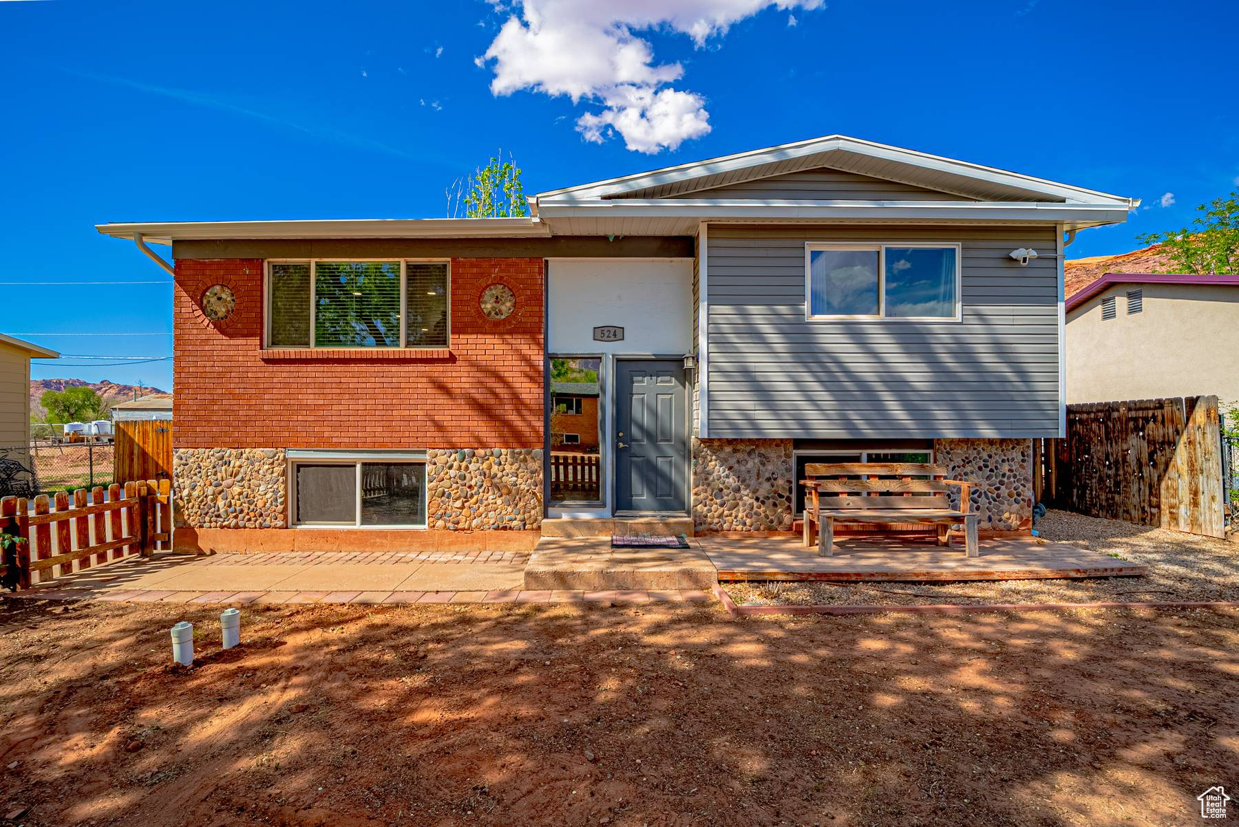 PALISADES - Residential Income