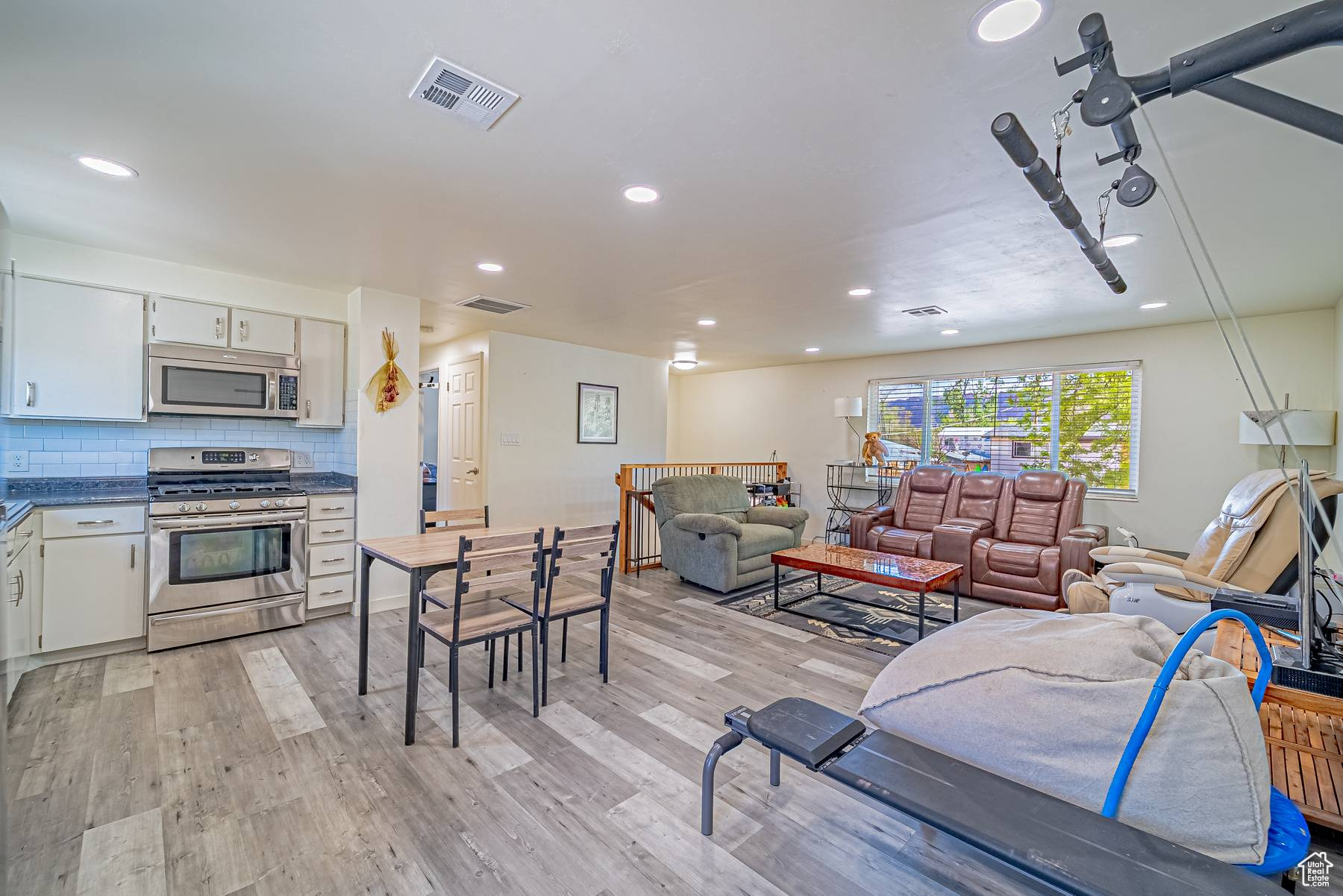 PALISADES - Residential Income