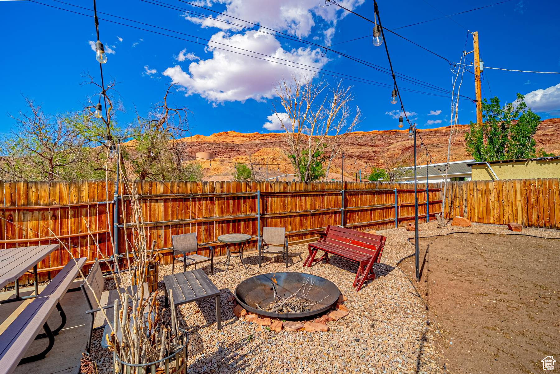 PALISADES - Residential Income