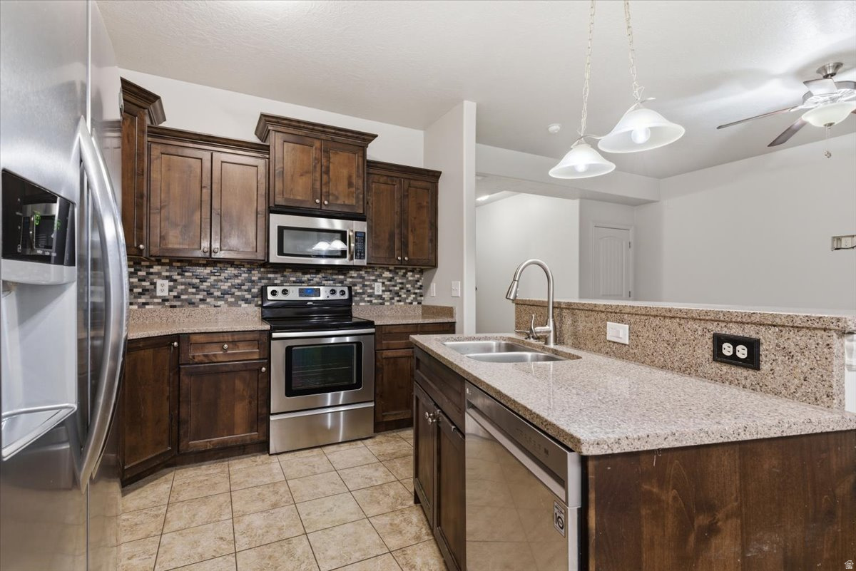 STONE CREEK CANYON - Residential