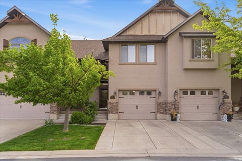 Photo of 4444 S CROSS CREEK RD W #B, West Haven, UT 84401 (MLS # 2153041)