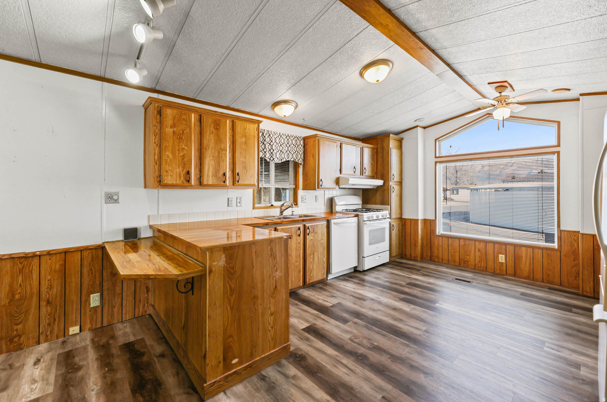 WESTWOOD VILLAGE - Residential