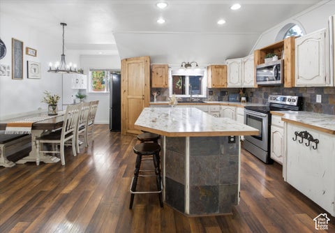 Tiny photo for 696 E 2550 N, North Ogden, UT 84414 (MLS # 2188451)